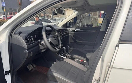 Volkswagen T-Roc I, 2021 год, 1 300 200 рублей, 7 фотография