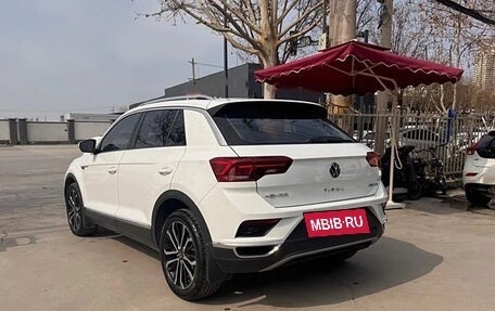 Volkswagen T-Roc I, 2021 год, 1 300 200 рублей, 6 фотография