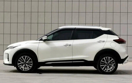 Nissan Kicks I, 2022 год, 1 300 200 рублей, 4 фотография