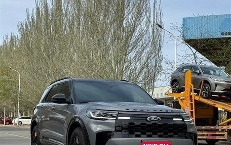 Ford Explorer VI, 2023 год, 5 800 000 рублей, 1 фотография