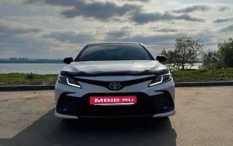 Toyota Camry, 2021 год, 3 850 000 рублей, 3 фотография