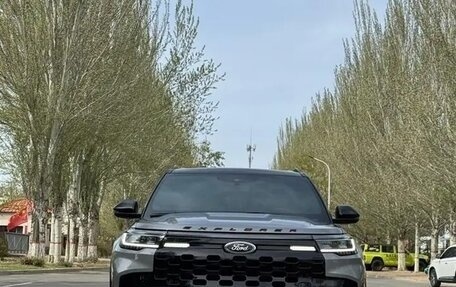 Ford Explorer VI, 2023 год, 5 800 000 рублей, 2 фотография