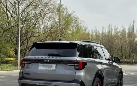 Ford Explorer VI, 2023 год, 5 800 000 рублей, 6 фотография