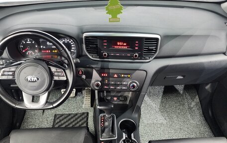 KIA Sportage IV рестайлинг, 2021 год, 1 990 000 рублей, 7 фотография
