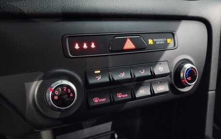 KIA Sportage IV рестайлинг, 2021 год, 1 990 000 рублей, 16 фотография