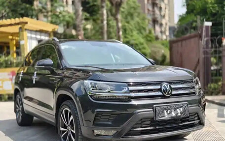Volkswagen Tharu, 2022 год, 1 845 900 рублей, 1 фотография