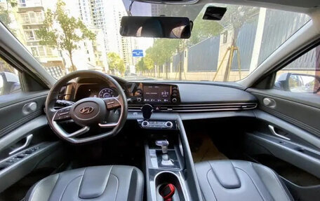 Hyundai Elantra, 2022 год, 1 200 000 рублей, 11 фотография