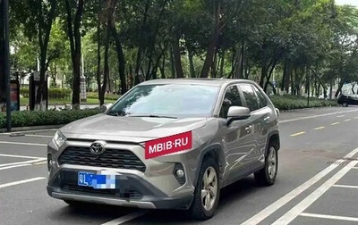 Toyota RAV4, 2020 год, 1 900 000 рублей, 1 фотография