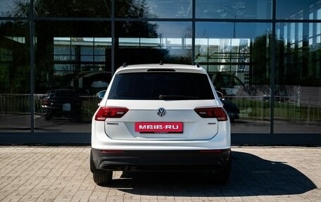 Volkswagen Tiguan II, 2020 год, 2 700 000 рублей, 4 фотография