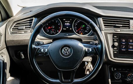 Volkswagen Tiguan II, 2020 год, 2 700 000 рублей, 16 фотография