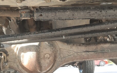 Toyota Land Cruiser 100 рестайлинг 2, 2004 год, 3 499 000 рублей, 22 фотография