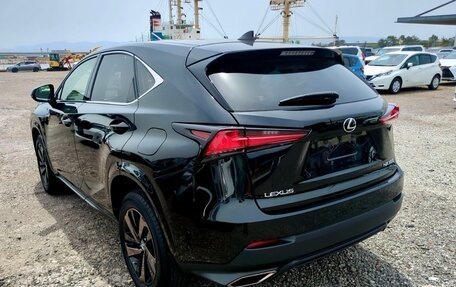 Lexus NX I, 2021 год, 3 650 000 рублей, 4 фотография