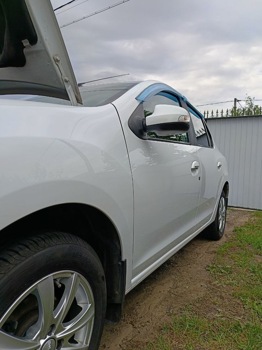 Renault Logan II, 2016 год, 920 000 рублей, 3 фотография