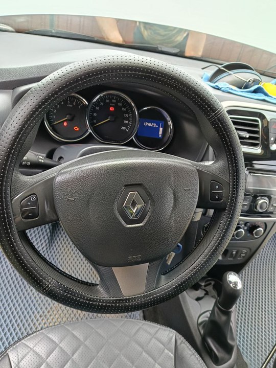 Renault Logan II, 2016 год, 920 000 рублей, 2 фотография
