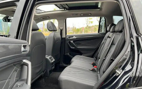 Volkswagen Tiguan II, 2024 год, 3 450 000 рублей, 24 фотография