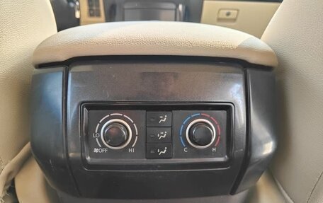 Toyota Land Cruiser Prado 150 рестайлинг 2, 2018 год, 4 410 000 рублей, 16 фотография