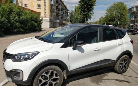 Renault Kaptur I рестайлинг, 2017 год, 10 фотография