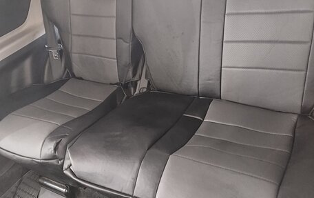 Toyota Yaris III рестайлинг, 2008 год, 666 000 рублей, 3 фотография