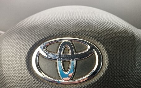 Toyota Yaris III рестайлинг, 2008 год, 666 000 рублей, 6 фотография