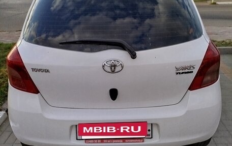 Toyota Yaris III рестайлинг, 2008 год, 666 000 рублей, 9 фотография