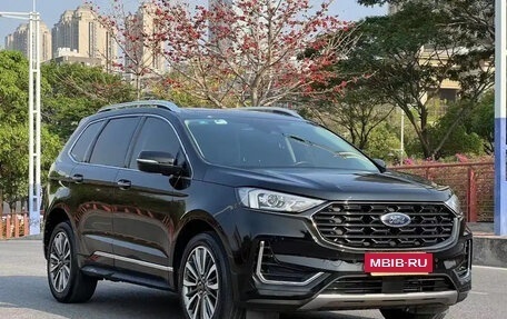 Ford Edge II рестайлинг, 2021 год, 2 300 000 рублей, 3 фотография