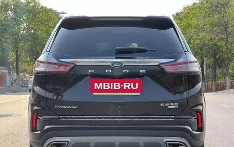 Ford Edge II рестайлинг, 2021 год, 2 300 000 рублей, 5 фотография