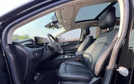 Ford Edge II рестайлинг, 2021 год, 2 300 000 рублей, 9 фотография