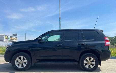 Toyota Land Cruiser Prado 150 рестайлинг 2, 2016 год, 3 100 000 рублей, 6 фотография