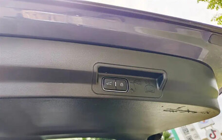 Ford Explorer VI, 2020 год, 3 000 000 рублей, 21 фотография
