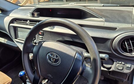 Toyota Aqua I, 2016 год, 890 000 рублей, 22 фотография