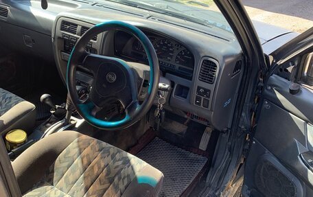 Nissan Terrano II рестайлинг, 1992 год, 500 000 рублей, 4 фотография