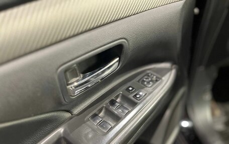 Mitsubishi Outlander III рестайлинг 3, 2013 год, 1 675 000 рублей, 18 фотография