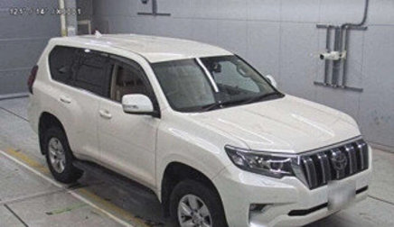 Toyota Land Cruiser Prado 150 рестайлинг 2, 2021 год, 3 750 000 рублей, 1 фотография