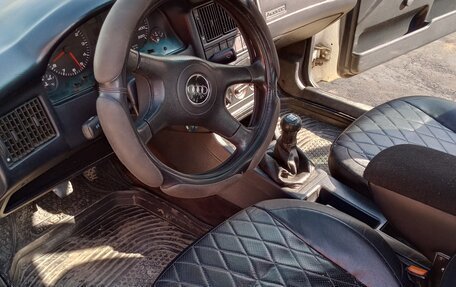Audi 80, 1992 год, 370 000 рублей, 8 фотография