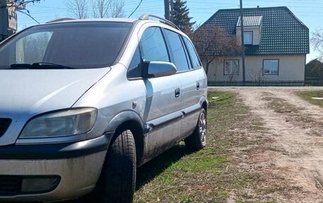 Opel Zafira A рестайлинг, 2002 год, 420 000 рублей, 5 фотография