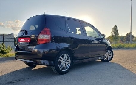Honda Jazz I рестайлинг, 2007 год, 600 000 рублей, 2 фотография