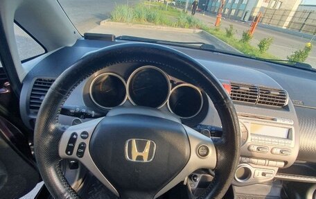 Honda Jazz I рестайлинг, 2007 год, 600 000 рублей, 29 фотография