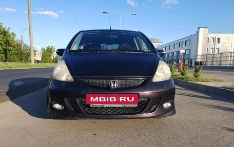 Honda Jazz I рестайлинг, 2007 год, 600 000 рублей, 32 фотография