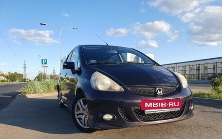 Honda Jazz I рестайлинг, 2007 год, 600 000 рублей, 39 фотография