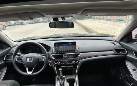 Honda Accord IX рестайлинг, 2020 год, 1 700 000 рублей, 15 фотография