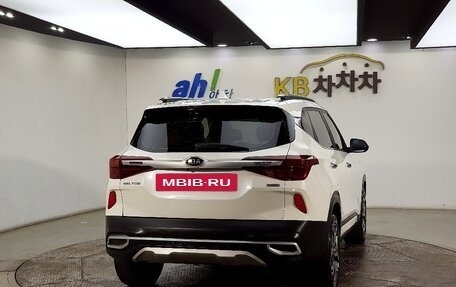 KIA Seltos I, 2021 год, 1 920 000 рублей, 3 фотография