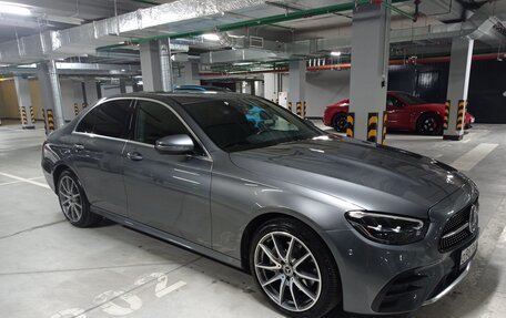 Mercedes-Benz E-Класс, 2022 год, 6 500 000 рублей, 7 фотография