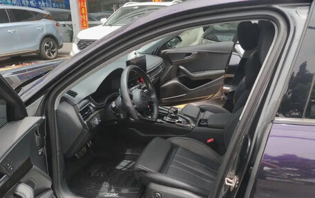 Audi A4, 2022 год, 2 790 000 рублей, 15 фотография