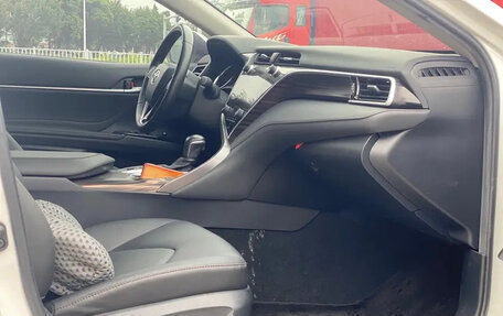 Toyota Camry, 2020 год, 2 100 000 рублей, 11 фотография