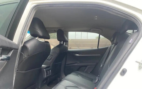 Toyota Camry, 2020 год, 2 100 000 рублей, 10 фотография