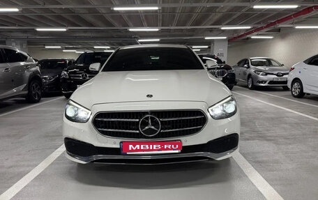 Mercedes-Benz E-Класс, 2021 год, 3 772 027 рублей, 2 фотография