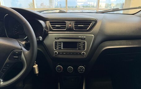 KIA Rio III рестайлинг, 2016 год, 999 000 рублей, 12 фотография