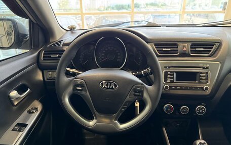 KIA Rio III рестайлинг, 2016 год, 999 000 рублей, 7 фотография