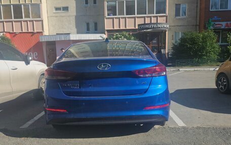 Hyundai Elantra VI рестайлинг, 2018 год, 1 820 500 рублей, 5 фотография