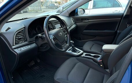 Hyundai Elantra VI рестайлинг, 2018 год, 1 820 500 рублей, 6 фотография